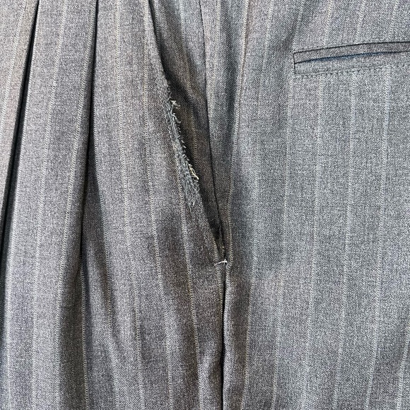 Brooks Bothers X Loro Piana Pinstriped Gray Wool Suit Size 44 X 38 - Picture 9 of 16